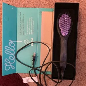 Dafni straightener brush